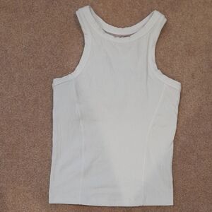 Lululemon Size 0 White Ribbed Tank Top, Fitted, With Bra Lining